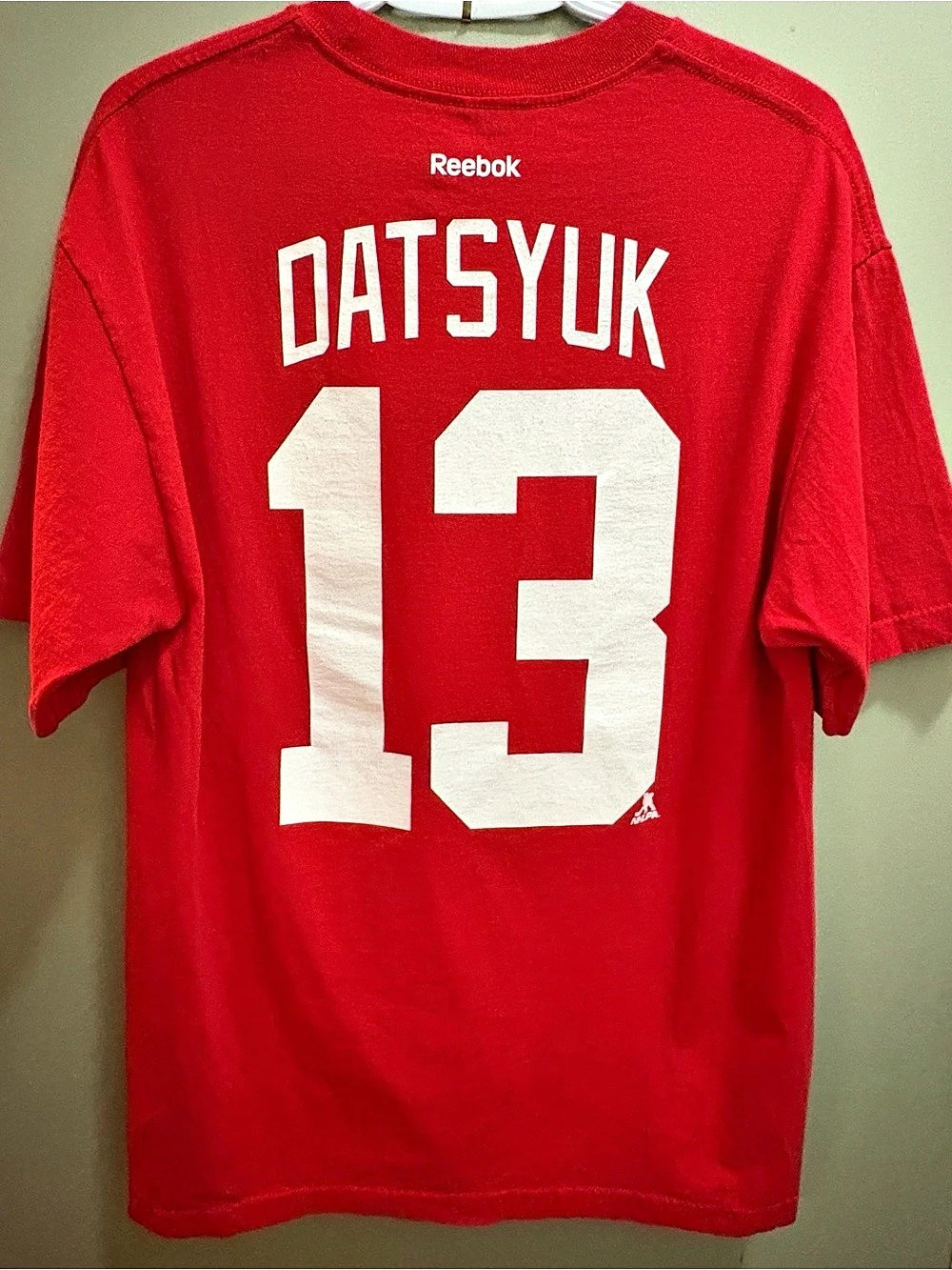 Reebok Detroit Red Wings Pavel Datsyuk 13  Red White T-shirt Men’s Size Large